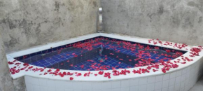 Casinha linda com piscina privativa, ar, churras